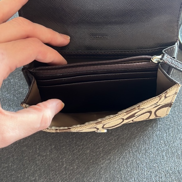 Coach crossbody - Picture 6 of 7